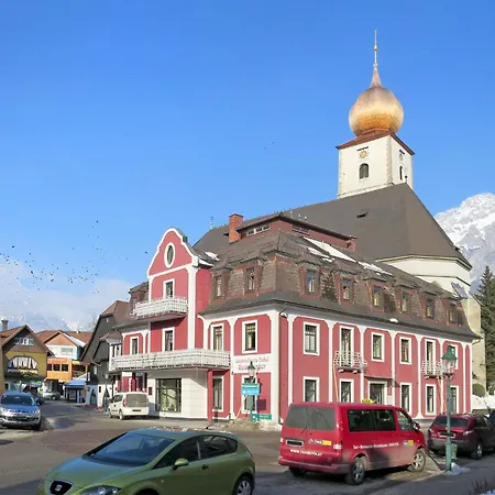 Kunze By Interhome 格洛博明