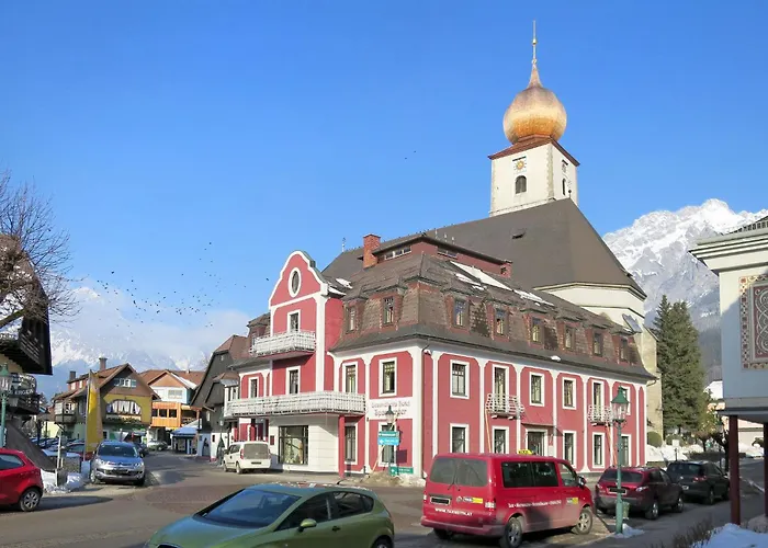 Kunze By Interhome 格洛博明